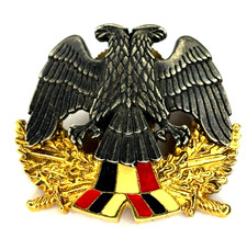 German Military Cap Badge Eagle Oak Leaf Wreath Black Red Gold Cockade Insignia