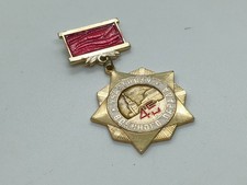 Soviet Russian Badge Participant Military Parade on May 9, 1990 Pin Pinback