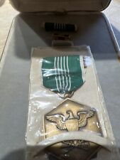 Vintage, FULL SIZE , CASED ARMY COMMENDATION MEDAL W/ RIBBON BAR & LAPEL PIN picture