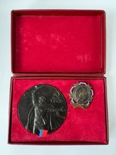 25th Anniversary Liberation Ukraine USSR Table Medal Award Soviet Pin Badge Box
