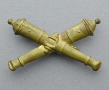 WWI ??? Brass Badge. Artillery. Pin, Brooch. Collar Disck. To identify....