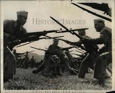 1941 Press Photo NY Guard officers , boyonet training at Camp Smith picture