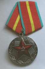 Russian SOVIET CCCP  medal 20 years  for  Impeccable service