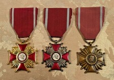 SET, POST W.W. II. 3 POLISH 1ST, 2ND, 3RD CLASS CROSS OF MERIT MEDALS