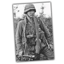 Wehrmacht soldiers with a machine gun and ribbons of ammunition to it WW2 4x6 L picture