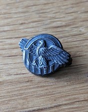 Vintage US Army Sterling Honourable Discharge Service Badge WW2 Ruptured Duck.