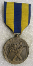 US NAVY Expeditionary Medal, 1960s, V in circle maker mark
