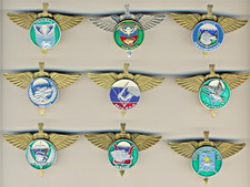 Soviet Russian Medal red Order star Banner Badges GUARDS AIRBORNE DIVISION (1505