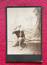 1890s SPANISH AMERICAN WAR ARMED SOLDIER - CABINET CARD PHOTO picture