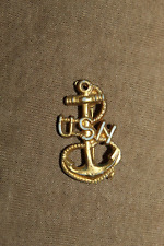 Original WW2 U.S.N. Anchor Sweetheart Plastic Pin Back Lapel Device picture