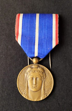 WW1 Original French Veteran Medal Rhineland Ruhr Tyrol 1914-1918 bronze picture