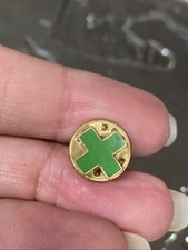 Vintage US Green Cross For Safety Committee Lapel Membership Badge Pin Back