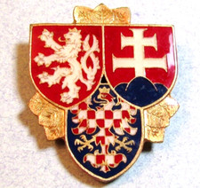 R Czech Prague Castle Guard  Military Army Officer Enamel Badge Czechoslovakia