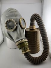 VINTAGE SOVIET RUSSIAN MILITARY GAS MASK WITH FILTER AND CARRY BAG. picture