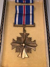 US WWII DFC DISTINGUISHED FLYING CROSS COMPLETE CASED MEDAL AVIATION AWARD USA picture
