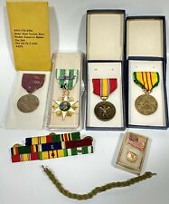 Vietnam Navy Medals, Ribbons, Pins, Battle Stars, Blousing Band picture