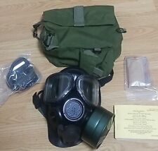 US Military M40 Gas Mask size Small with Bag 40mm Filter  Clear & Dark Lens  picture