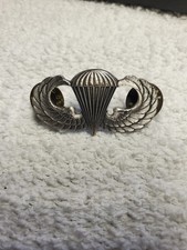 *WWll U.S. Army Basic Parachutist Badge,  "Jump Wings".