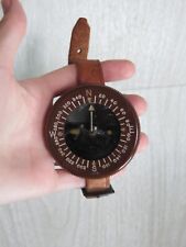 VTG WW2 Taylor US Army Paratrooper Wrist Arm Bakelite Compass Liquid Filled READ picture