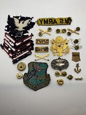 military collectibles misc. lot of uniform insignias, patches, Pins And Buttons picture