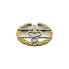 Army: Badge Master Combat Medical First Award regulation size, with gold wreath