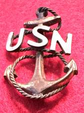 Rare Pre-1920 US Navy USN Anchor Visor Cap Badge Pin WWI Era Original-SEE STORE