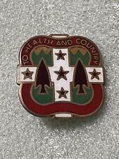 US Army 33rd Field Hospital Medical Unit DUI Military Pin picture
