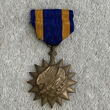 WWII U.S. ARMY AIR CORPS AIR MEDAL picture