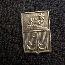 RARE Russian Soviet Marine Pin Historical Collectable picture