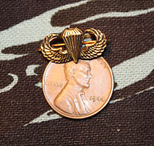 US Military Basic Parachutist miniature jump wings badge gold color Airborne picture
