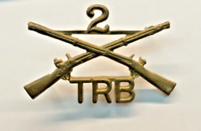 US Military 2nd Training Brigade TRB Crossed Rifles Military Insignia Pin picture
