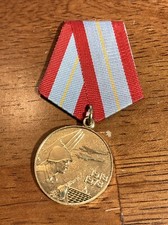 USSR Russian Medal Jubilee 60 Years Soviet Army and Navy 1978