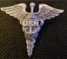 Medical USN Corpsman Badge Pin Hat US USAF Navy Military Medic Insignia