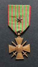WW1. FRANCE. CROIX DE GUERRE WAR CROSS MEDAL 1917. BRONZE STAR. ORIGINAL RIBBON.