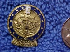 ww2 Vintage US Navy Award WWII E for Production Pin Enamel Blue  .IAF picture