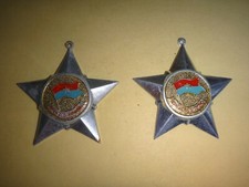 2 Vietnam War VC SOLDIER OF LIBERATION "Chien Si Giai Phong" Metal Decorations