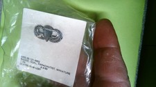 MILITARY INSIGNIA MINI BADGE NIP QUALIFICATION PARACHUTIST JUMP WINGS BASIC
