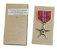 Original WWII Slot Broach Bronze Star Medal In 1945 Dated Box picture