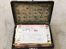Lot of 40 WWII 1945 Soldier to Sweetheart Handwritten Letters and Photos in Case picture