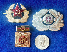 MINT COLD WAR EAST GERMANY COLLECTIVE OF SOCIALIST AWARD BADGE MEDAL  HAT BADGES