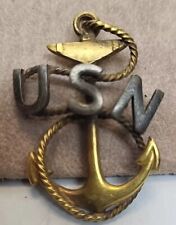 D1 USN US Navy Military Anchor Lapel Hat Pin Badge Vintage Gold-tone picture