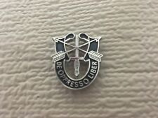 US ARMY SPECIAL FORCES PIN 1 INCH (EE P14722) picture