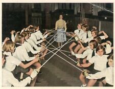 German Third Reich Cigarette Card Uniformed Girls Learn The Art of Fencing picture