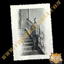 Original WW2 WWII German Snapshot Photo RAD Soldier Sports Badge Armband #Y387