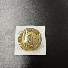 RARE 2006 DIGNITY MEMORIAL VIETNAM WALL ARMY MILITARY CHALLENGE COIN MEDAL