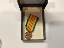 US Vietnam War Air Force Medal GREAT SHAPE