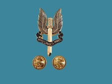 MILITARY SAS BRITISH SPECIAL FORCES HAT BERET PIN BADGE DOUBLE CLUTCH BACK 