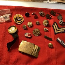 Lot of Vintage U.S. Military Medals, Badges, Pins, Buttons, &  Belt Buckle